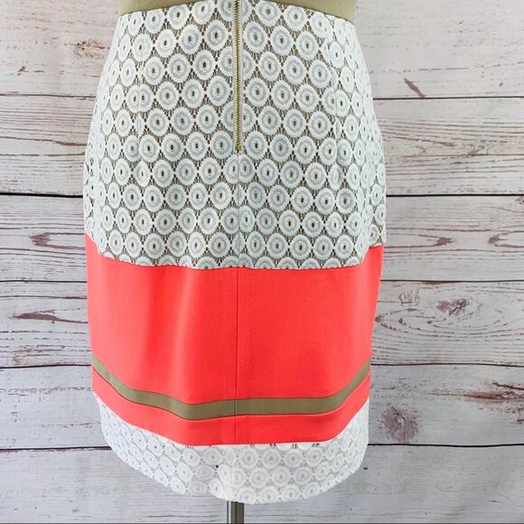 Sandra Darren neon coral white beige lace sheath - Picture 10 of 14